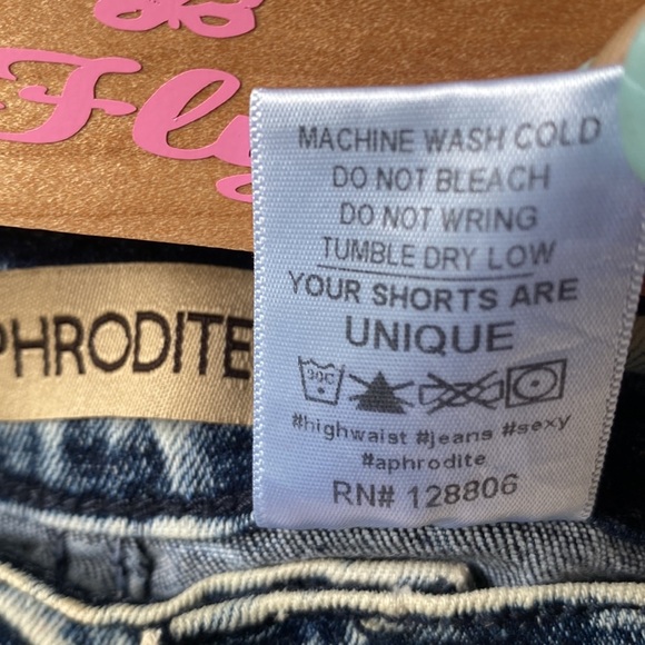 Aphrodite Acid Wash High Rise Blue Cutoff Shorts, Size M - Picture 9 of 11